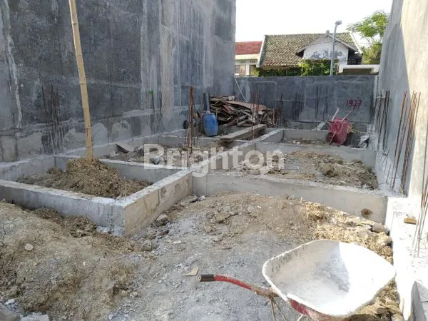 image TANAH SUDAH ADA PONDASI DI PALM OASIS (2)