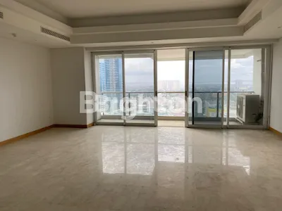 image PRIVATE LIFT SEMI FURNISHED APARTEMEN ONE EAST RESIDENCE (1)