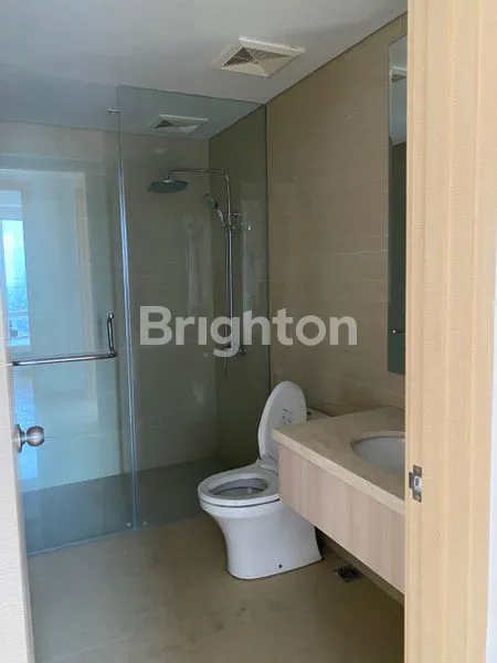 image PRIVATE LIFT SEMI FURNISHED APARTEMEN ONE EAST RESIDENCE (6)