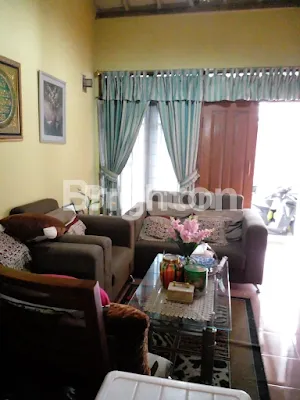 image RUMAH TERAWAT SANGAT MENARIK DI DALAM KOMPLEK AREA CIBADUYUT BANDUNG (6)