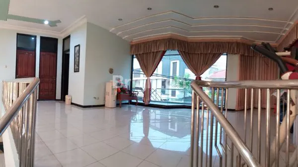 image RUMAH MEWAH @WISMA PERMAI BARAT, LOKASI SAMPING GALAXY MALL, HARGA CIAMIK (3)