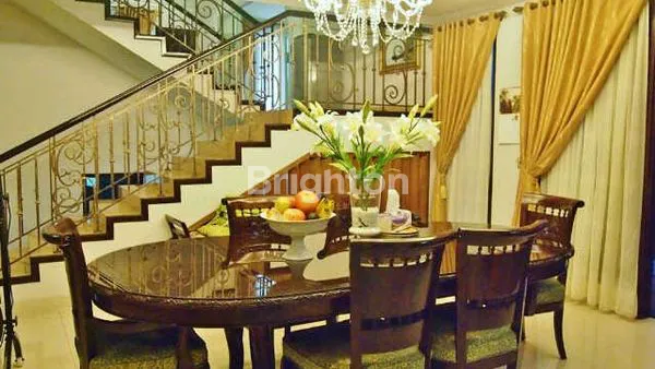 image RUMAH MEWAH DI KOTA BOGOR (1)