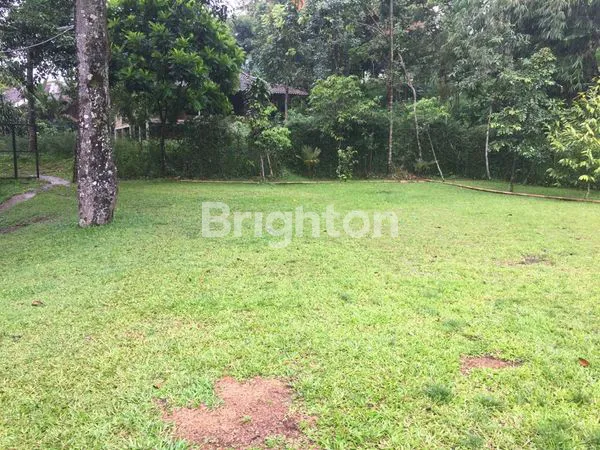 image VILLA CANTIK, TERAWAT DI PUNCAK, ADA KOLAM RENANG, BANGUNAN 3 LANTAI DI BOGOR (7)