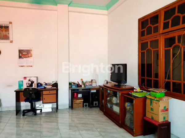 image RUKO 3 LANTAI BRATANG GEDE HALAMAN LUAS (1)