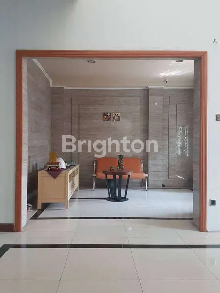 image SEMI FURNSIHED VILLA TAMAN TELAGA (2)