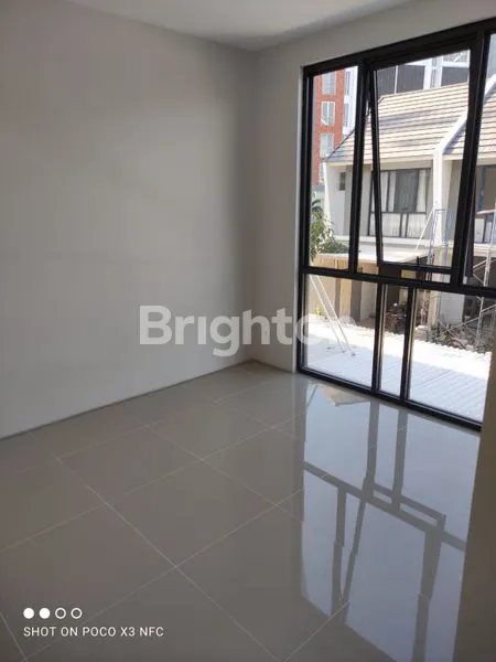 image NEW GRESS ROYAL RESIDENCE 3 LANTAI CLUSTER SERENADE (6)