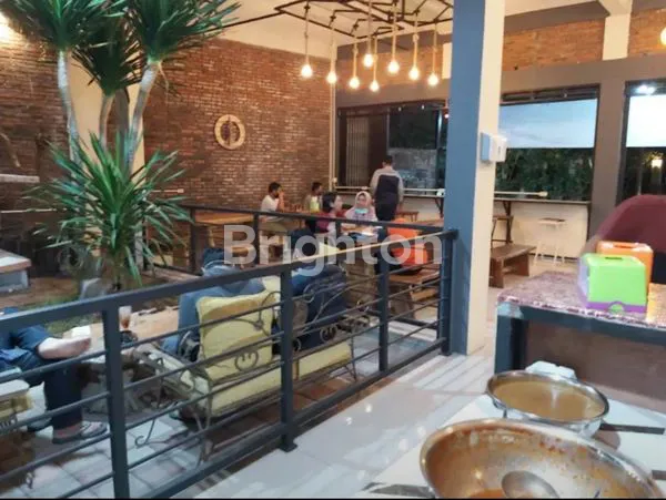 image RUKO CAFE 2 LT DI PERMATA SUCI MANYAR GRESIK SIAP BUAT USAHA KULINER (1)