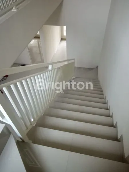 image PERUMAHAN MANYAR MEWAH HANYA 4M AN. LEBAR 8 METER (5)