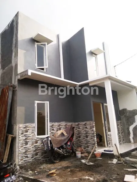 image BARU GRESS RUMAH UKURAN TANAH JUMBO DRIYOREJO KOTA BARU GRESIK (5)
