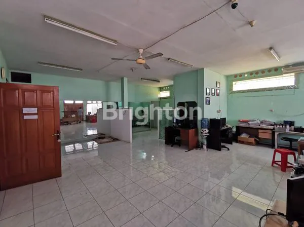 image RUMAH 3 LANTAI DEKAT BANYAK SEKOLAH DAN KAMPUS DI MALANG (3)