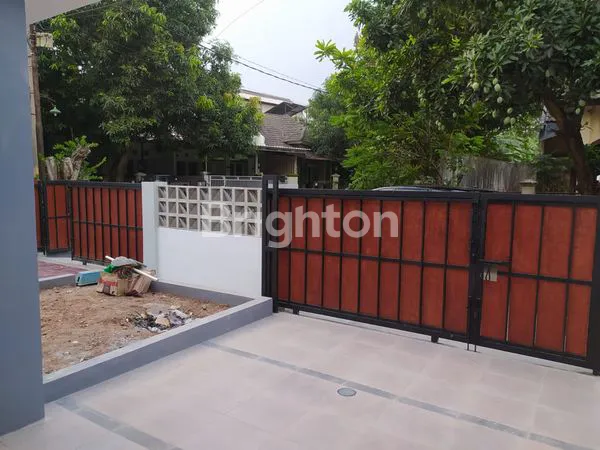 image BUTUH CEPAT RUMAH HOOK SIAP HUNI BARU RENOVASI JATI ASIH BEKASI VILLA 5 TIDAK BANJIR (3)