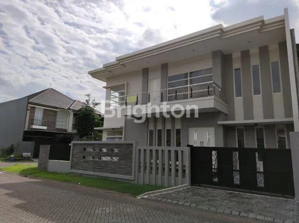 image NEW GRESS RUMAH MEWAH MINIMALIS CITRALAND POSISI HOOK DEKAT SPAZIO, PTC (3)