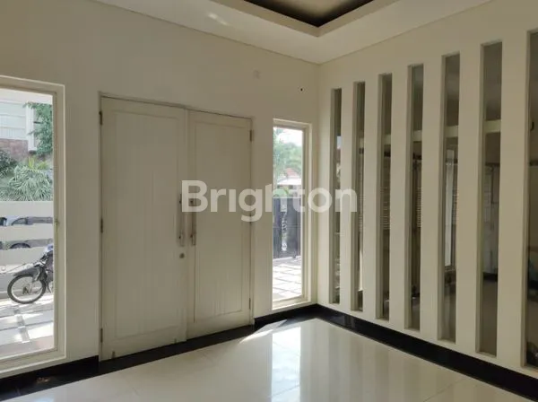 image NEW GRESS RUMAH MEWAH MINIMALIS CITRALAND POSISI HOOK DEKAT SPAZIO, PTC (11)