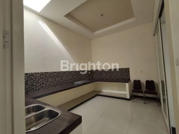 image NEW GRESS RUMAH MEWAH MINIMALIS CITRALAND POSISI HOOK DEKAT SPAZIO, PTC (14)