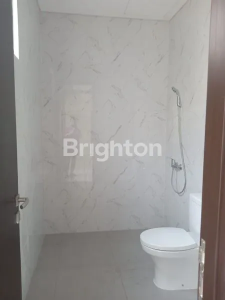 image RUMAH SIAP HUNI KAWASAN LAVON CIKUPA TANGERANG (2)