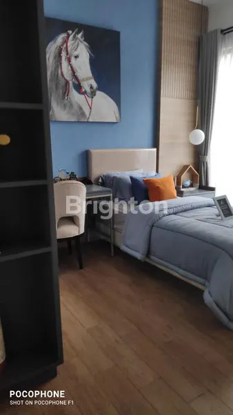 image RUMAH MEWAH DI KAWASAN BERKEMBANG SUVARNA SUTERA CIKUPA TANGERANG (3)