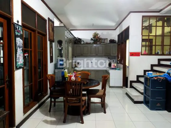 image RUMAH TINGKAT COCOK BUAT KOS BINTARO JAYA SEKTOR 3A PONDOK JAYA TANGERANG SELATAN (1)