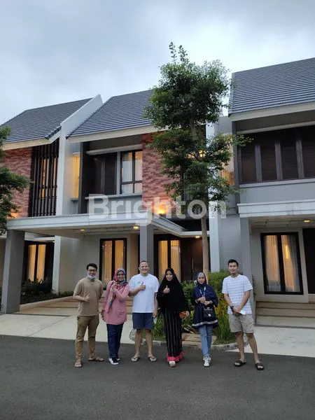 image RUMAH MEWAH TYPE IVY DIKAWASAN GOLF EMERALDA (2)