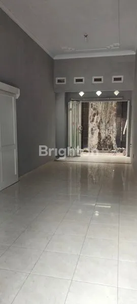 image RUMAH 4KT DI PERMATA JINGGA (4)