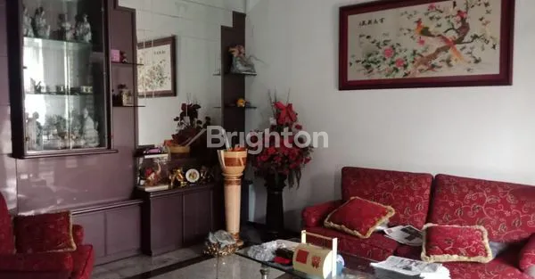 image DHARMAHUSADA INDAH BEST PRICE RUMAH SANGAT TERAWAT BAGUS. (2)