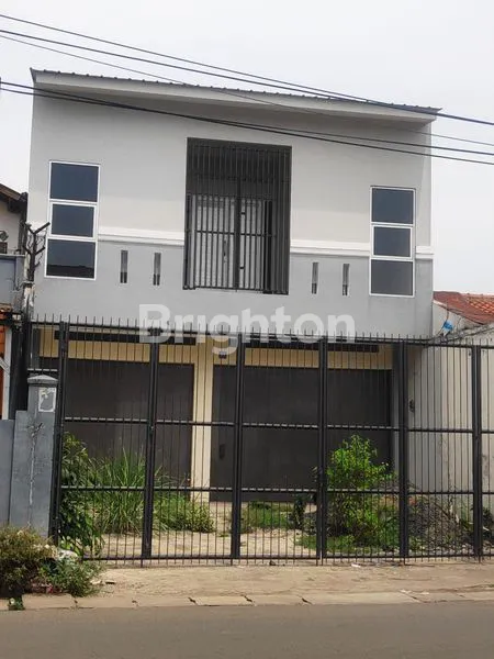 TEMPAT USAHA DI JALAN UTAMA YANG SANGAT STRATEGIS JARANG ADA