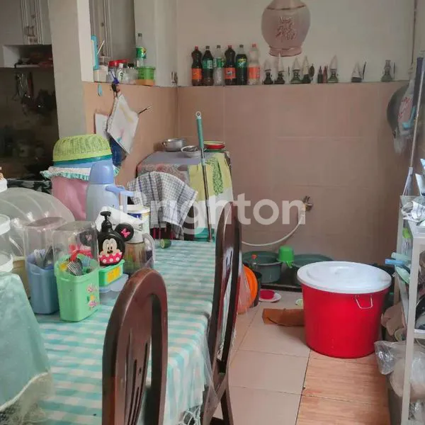 image  RUMAH DARMO BARU TIMUR (5)