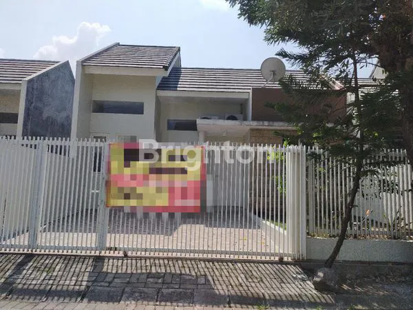image RUMAH MINIMALIS BUKIT PALMA CITRALAND UTARA SURABAYA BARAT (1)