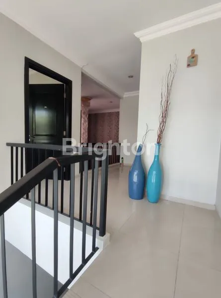 image RUMAH CENTRAL PARK AYANI  POSISI HOOK FULL FURNIS  SURABAYA SELATAN (3)