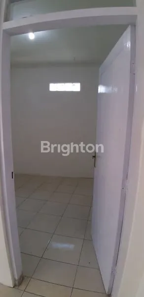 image NYAMAN POSISI HOOK & DEPAN TAMAN (7)