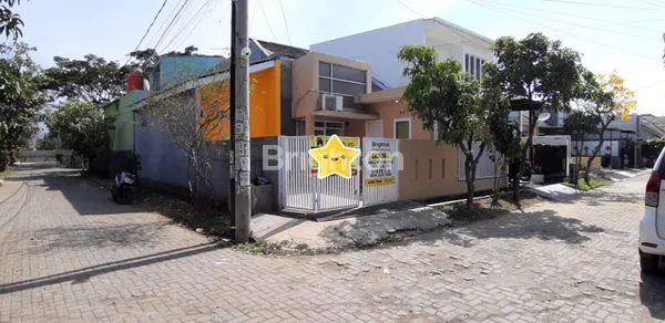 image NYAMAN POSISI HOOK & DEPAN TAMAN (1)