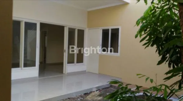 image RUMAH MANYAR TOMPOTIKA 1,5 LT BAGUS SIAP HUNI (3)