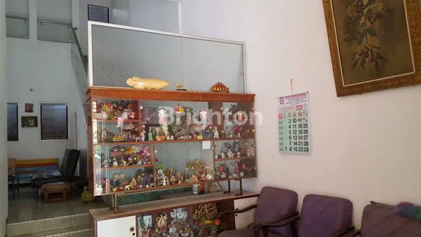 image RUMAH  BESAR TGH KOTA , BEBAS BANJIR ,ROW JLN LEBAR BISA 4 MBL ,DKT PSR  TRADISIONAL , 5 MNT KE RS .PANTI WLIASA CITARUM , 15 MNT RS .PANTI WILASA DR CIPTO .,  20 MNT  MESJID AGUNG (8)