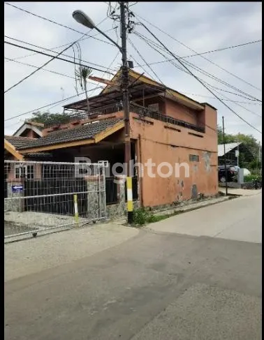 image RUMAH HOOK 2 LANTAI PINGGIR JALAN DI JATIBENING 1 (2)