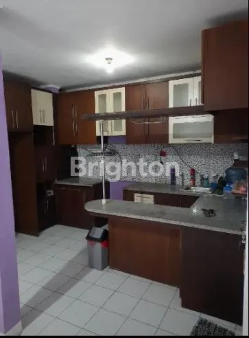 image RUMAH HOOK 2 LANTAI PINGGIR JALAN DI JATIBENING 1 (4)