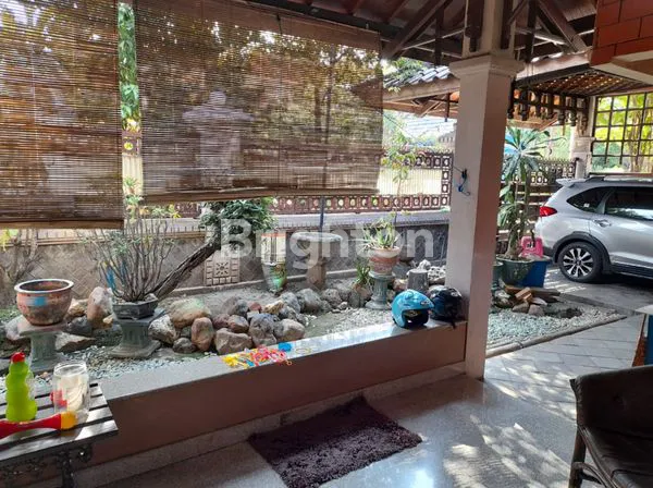 image RUMAH MURAH 2 LANTAI DI MANYAR REJO LOKASI STRATEGIS (2)