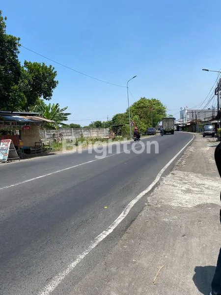 image PUJASERA LOKASI 0 JALAN STRATEGIS DI JALAN RAYA PILANG (3)
