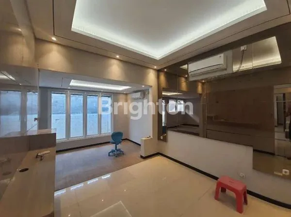 image RUMAH DISEWAKAN SEMI FURNISHED DI ROYAL RESIDENCE (2)