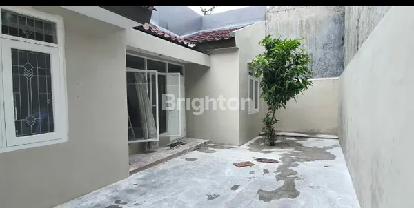 image RUMAH BERSIH TERAWAT TINGGAL MASUK DEPAN FASUM (4)