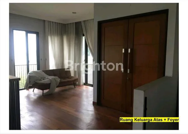 image RUMAH TINGKAT HOEK  PURI SEKTOR 9 BINTARO JAYA TANGERANG SELATAN (1)