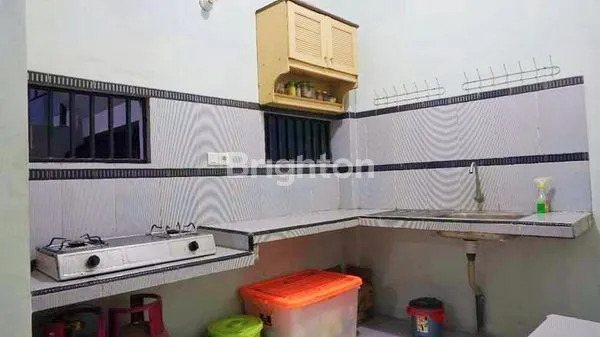 image RUMAH BAGUS MODERN KOKOH 2 LT HARGA MURAH DI SULFAT KOTA MALANG (4)