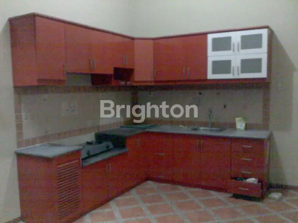 image RUMAH SIAP HUNI DI LINGKUNGAN ELITE DEKAT UB (3)