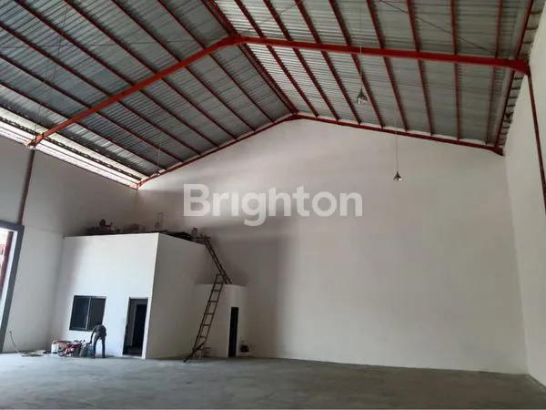 image GUDANG BARU GRESS SIAP HUNI KENDINDING (1)