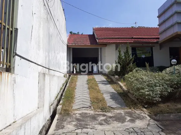 image KANTOR LUAS DI JL. PAMULARSIH, SEMARANG BARAT. (2)