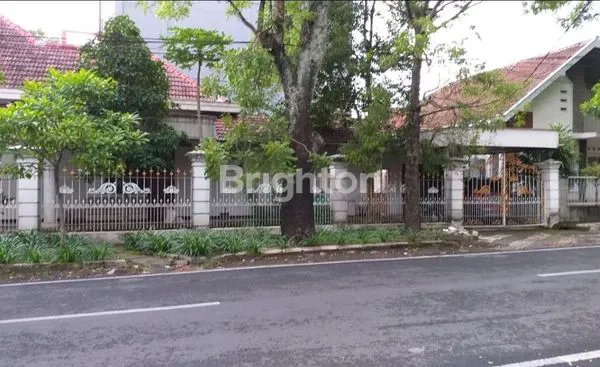 image RUMAH POJOK DAERAH GUNUNG-GUNUNG (1)