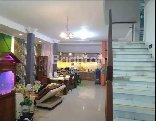 image  RUMAH MENARIK DI AREA ARAYA TELAGA GOLF KOTA MALANG (7)