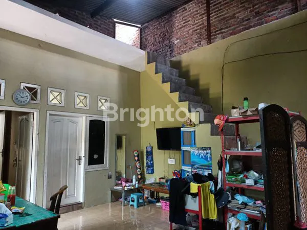 image RUMAH 1,5 LANTAI HOOK STRATEGIS DEKAT KOTA (2)