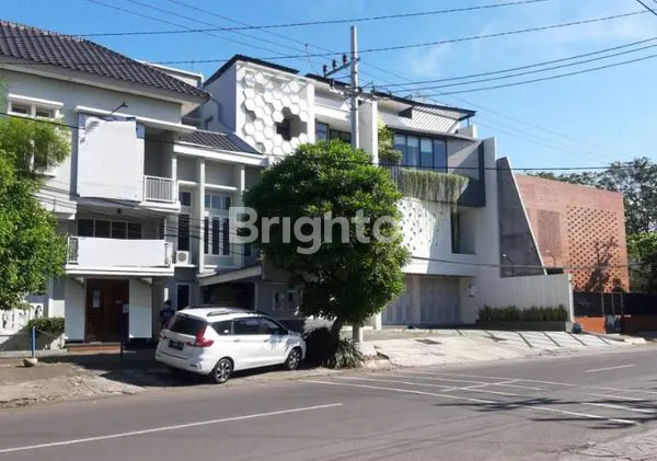 image RUMAH USAHA DI 0 JALAN GAYUNGSARI STRATEGIS (2)