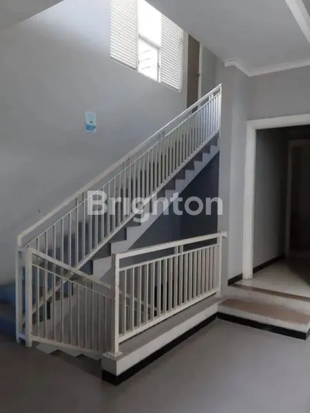 image RUMAH USAHA DI 0 JALAN GAYUNGSARI STRATEGIS (7)