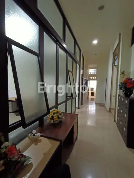 OFFICE SPACE 3 LANTAI FULL FURNISHED – KEREN ABIS! MAIN ROAD VETERAN  BANDUNG | LOKASI PREMIUM & SIAP PAKAI