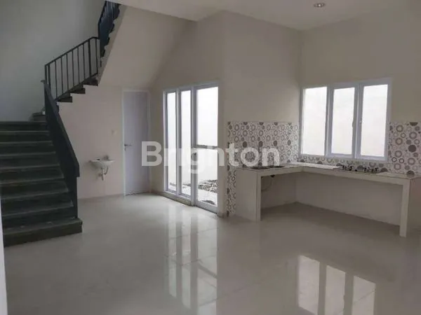 image RUMAH 2 LANTAI BARU GRESS SIAP HUNI LOKASI DEKAT PAKUWON MALL (4)